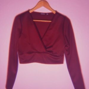 🍒 BURGUNDY LONG-SLEEVE CROP TOP 🍒